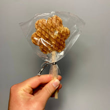 Load image into Gallery viewer, Mini Stroopwafel Lollipops: Chocolate / Heart
