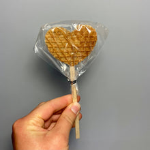 Load image into Gallery viewer, Mini Stroopwafel Lollipops: Chocolate / Heart
