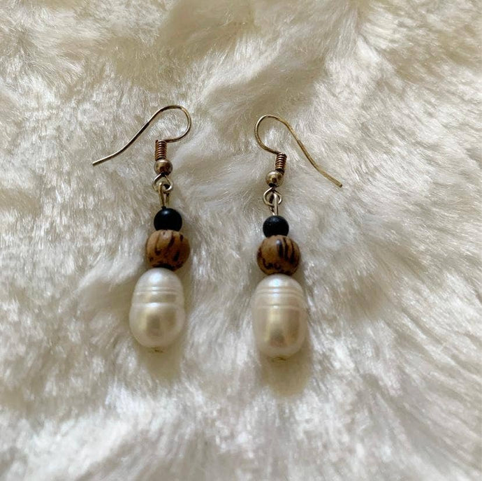 Silver Wood Black Bead Pearl Earrings