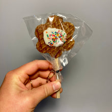 Load image into Gallery viewer, Mini Stroopwafel Lollipops: Chocolate / Heart
